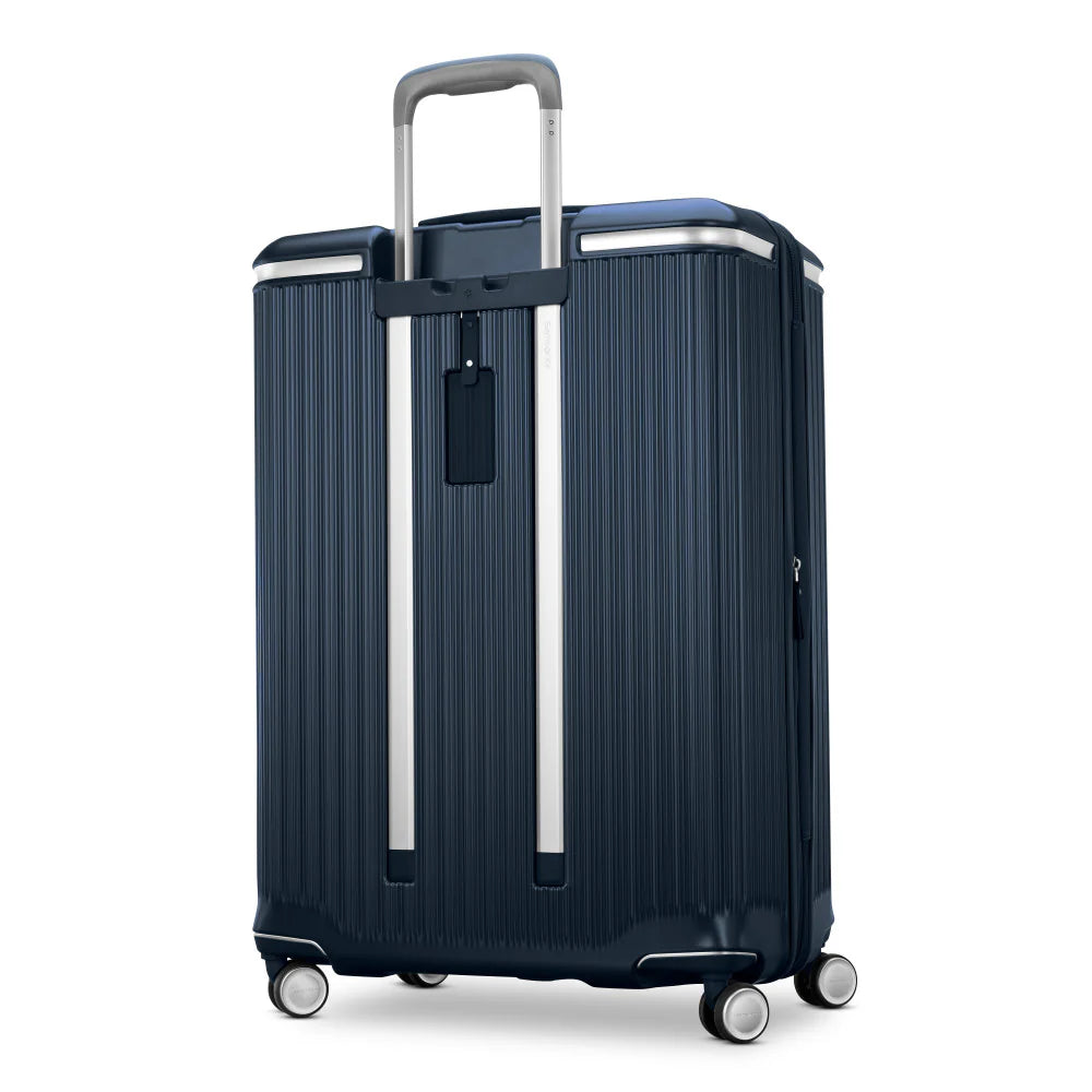 SILHOUETTE 18 HS DEEP NAVY - LARGE SPINNNER (HARDSIDE)